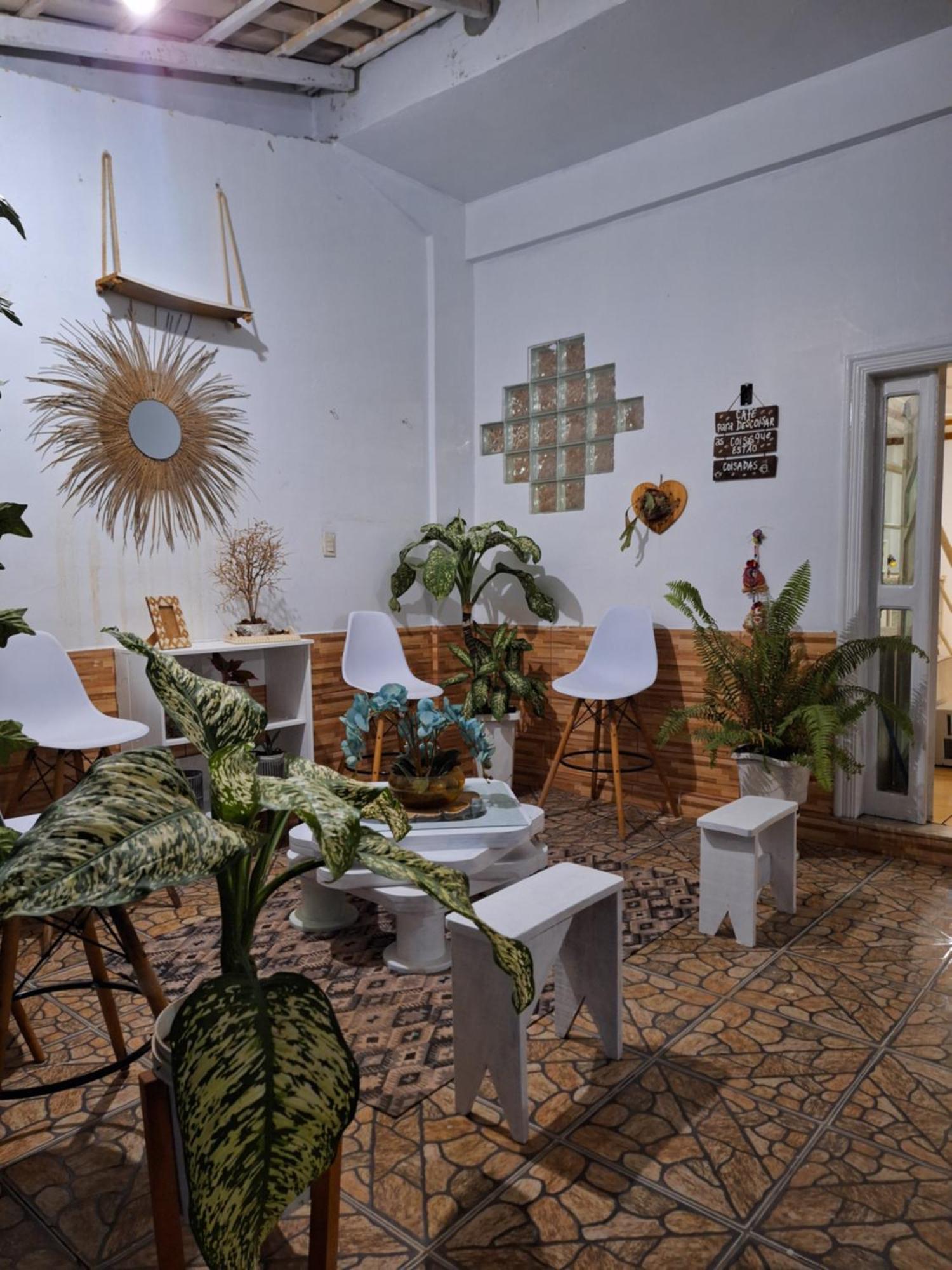 Triplo Com Banheiro Em E Restaurante Guest house *