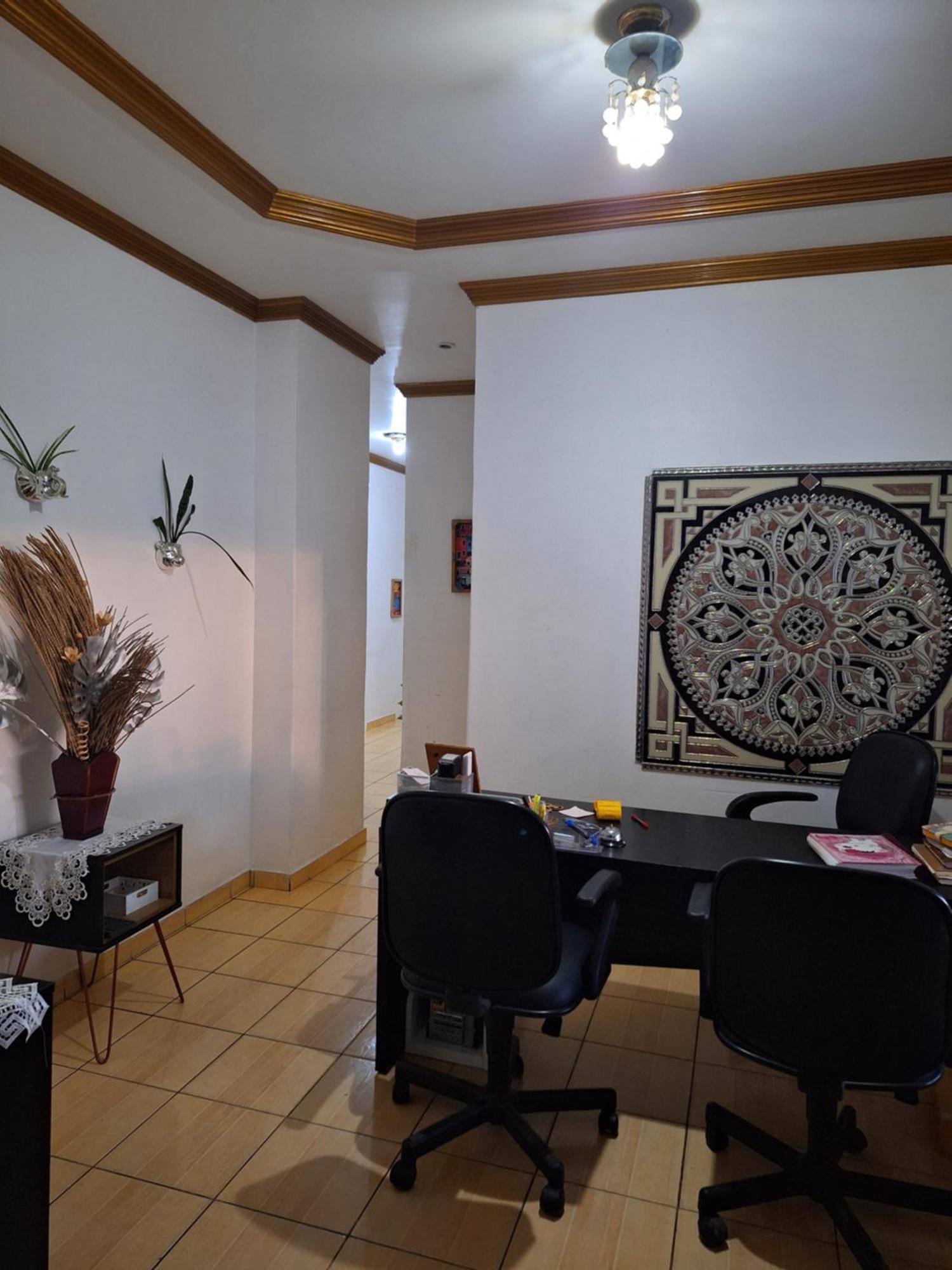 Triplo Com Banheiro Em E Restaurante * Manaus